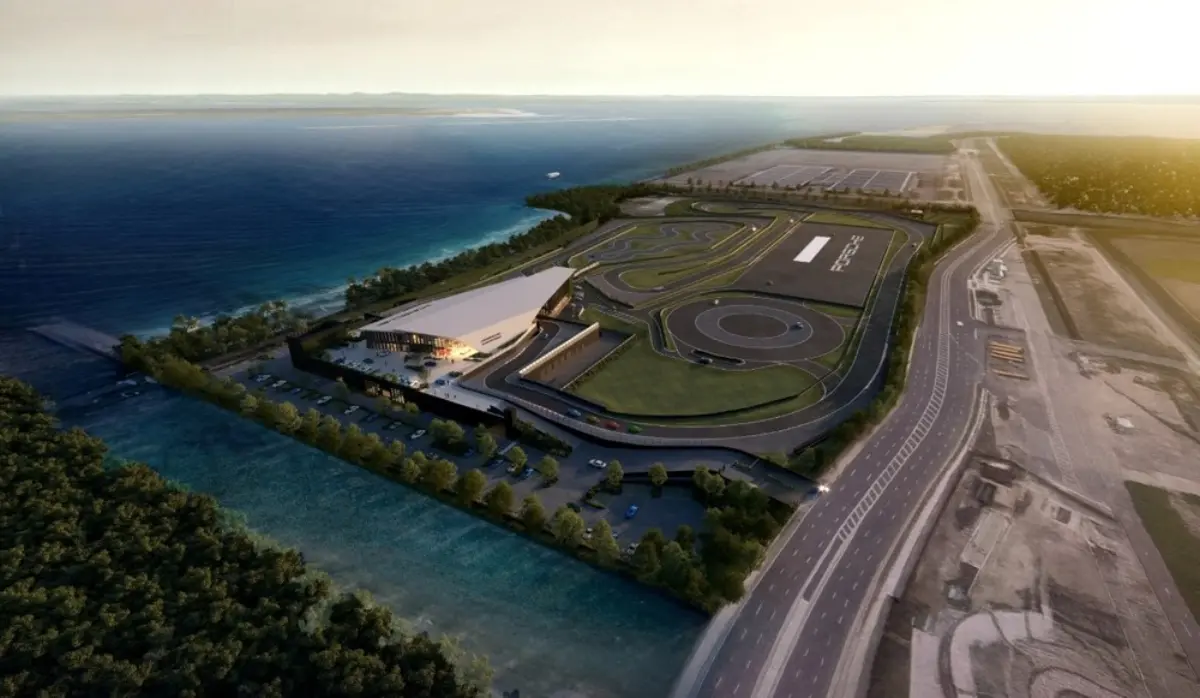 ปอร์เช่ เผยโฉมการออกแบบและภาพดีไซน์อย่างเป็นทางการของ Porsche Experience Centre สิงคโปร์ ศูนย์ประสบการณ์ปอร์เช่ที่ทุกคนรอคอย ในช่วงสัปดาห์แห่งการแข่งขัน F1 ผ่านกิจกรรม Raceborn ทั่วสิงค...