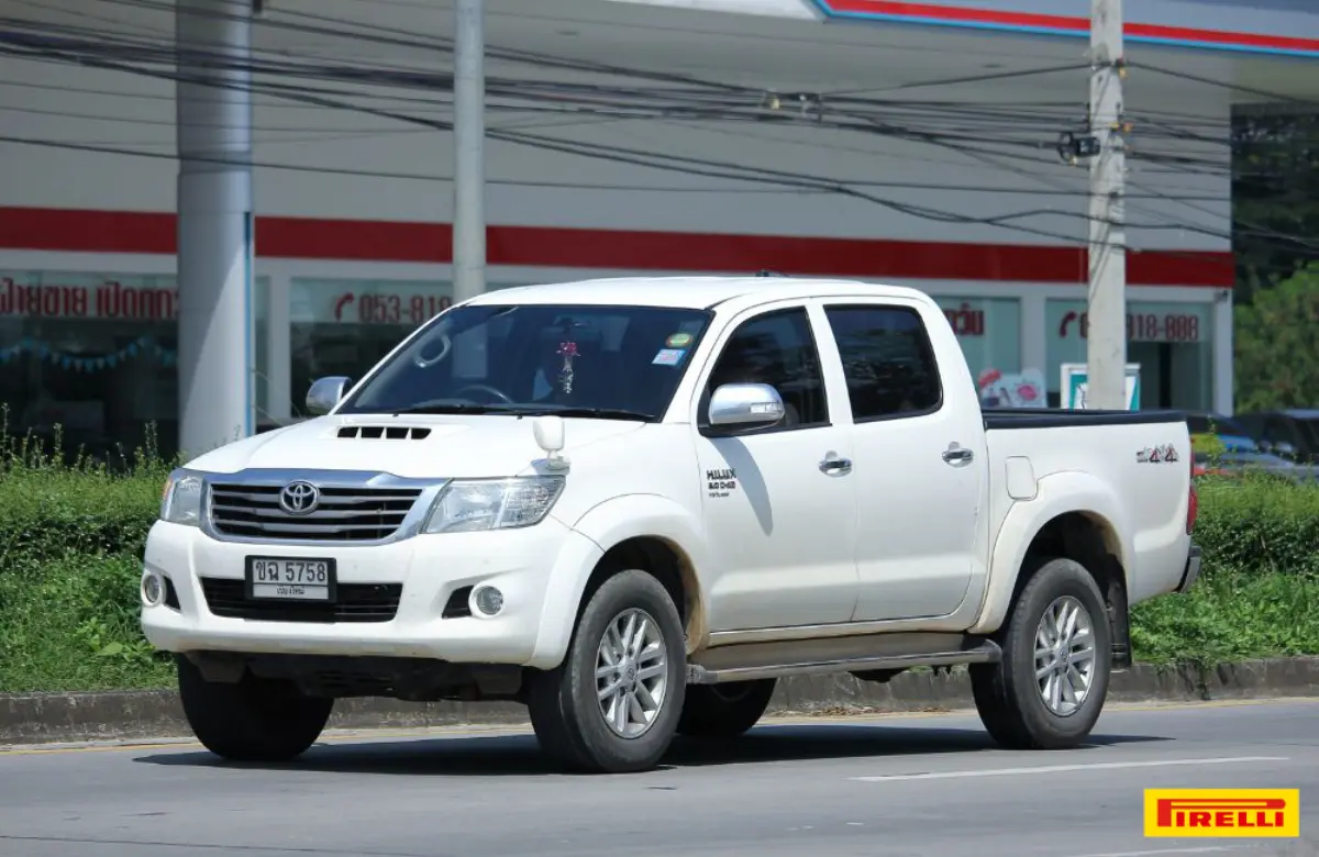 การขับขี่ที่ดีควรให้ความรู้สึกมั่นคงและนุ่มนวล แต่หากรถของคุณเริ่มมีอาการโคลงเคลงเหมือนนั่งเรือ หรือสะเทือนจนนั่งไม่สบาย นั่นคือสัญญาณเตือนของความผิดปกติที่ส่งผลต่อความปลอดภัย วันนี้เราจะพาไป...