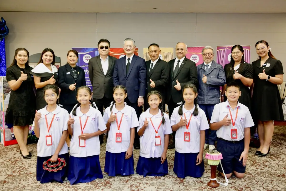 ธนาคารกรุงเทพ จำกัด (มหาชน) ผนึก สำนักพิมพ์ประพันธ์สาส์น เดินหน้าติดอาวุธทางปัญญาให้เยาวชนไทยต่อเนื่องเป็นปีที่ 17 ผ่านโครงการ “นิทานปั้นปัญญา เสริมทักษะ พัฒนา EF” ประจำปี 2569 มอบหนังสือให้แก่โรง...