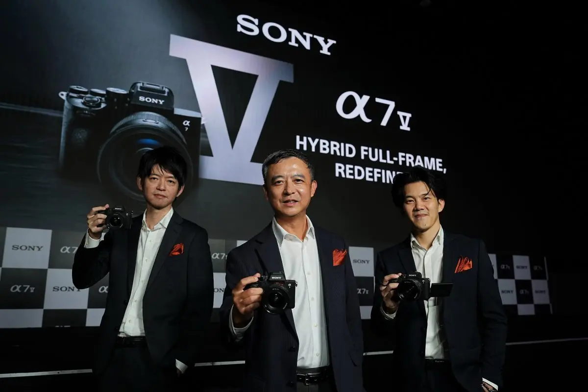 บริษัท โซนี่ ไทย จำกัด เปิดตัว Alpha 7 V (อัลฟ่า เซเว่น มาร์ค ไฟว์) กล้องฟูลเฟรมมิเรอร์เลสเจเนอเรชันที่ 5 รุ่นล่าสุดในตระกูล Alpha 7 ซึ่งได้รับความนิยมอย่างต่อเนื่อง มาพร้อมเซนเซอร์ภาพ Exmor RS™...