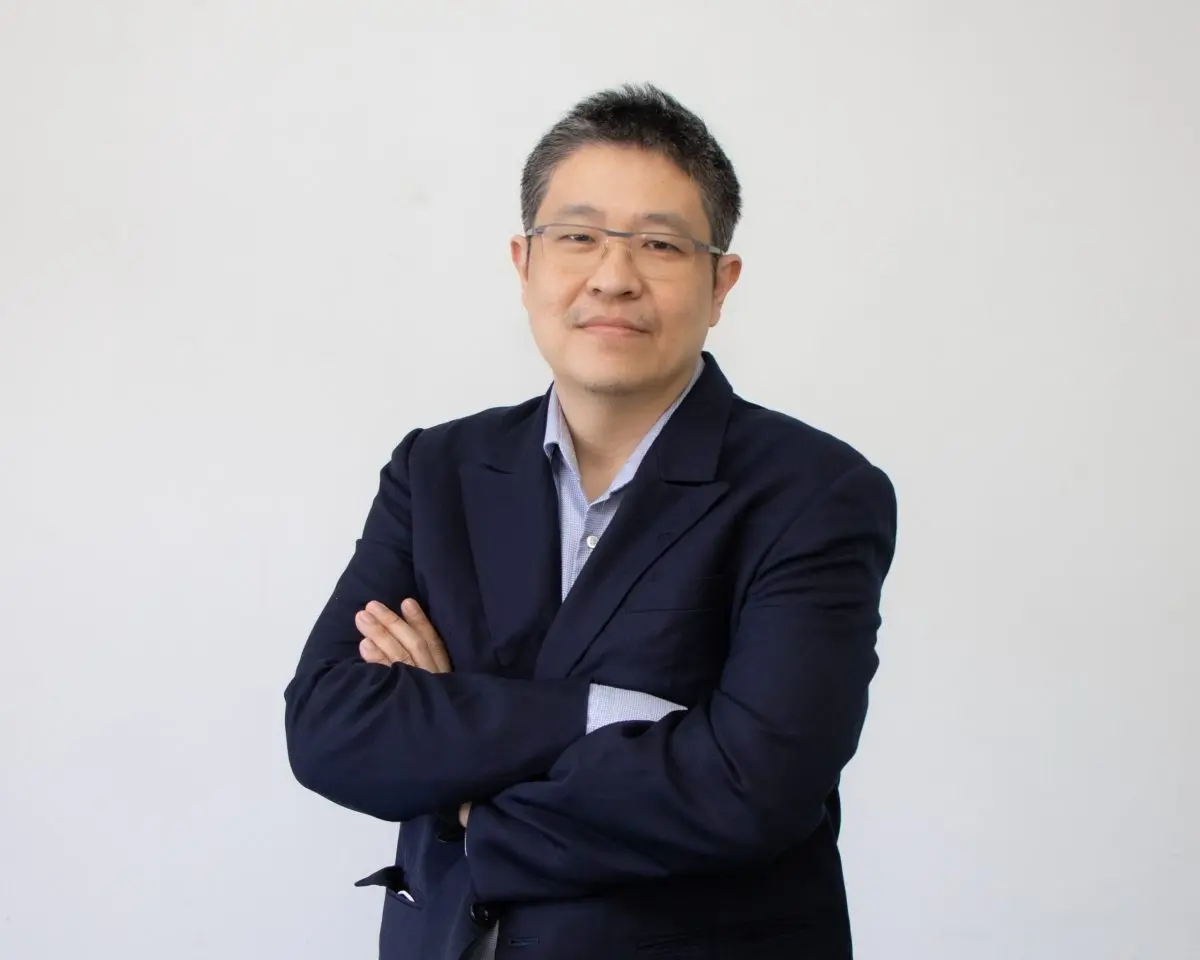 นักวิชาการธรรมศาสตร์ ชี้ไทยมี 4 จุดแข็งดึง “ASML” ยักษ์ใหญ่ด้านชิปที่สุดของโลกมาลงทุน แนะรัฐบาลใหม่เร่งทำ “Grand strategy” เชื่อมต่อทุกอุตสาหกรรม “ผลิต-ส่งออก-ขายในประเทศ” ชูสร้างฐานการผลิตใน...