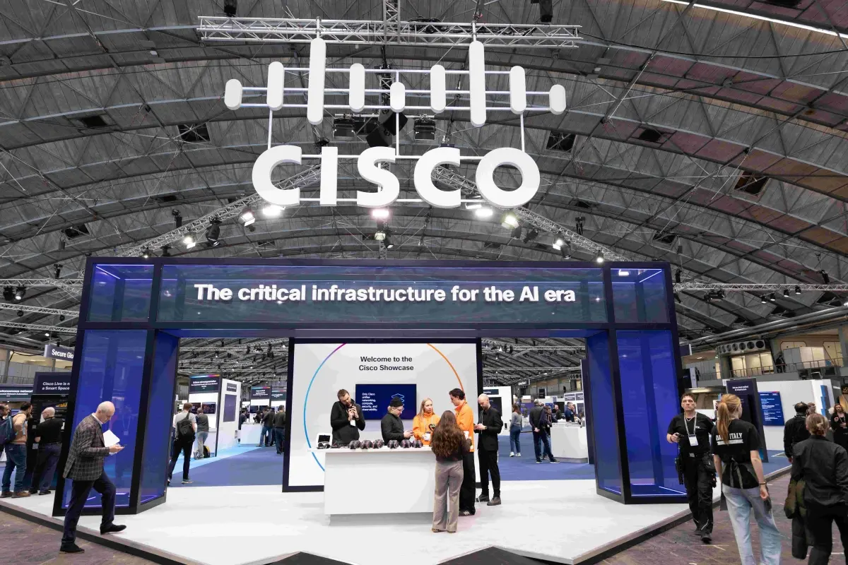 CISCO LIVE EMEA, อัมสเตอร์ดัม – 11 กุมภาพันธ์ 2026 – ซิสโก้ประกาศความก้าวหน้าครั้งสำคัญในการส่งมอบโครงสร้างพื้นฐานที่มีความสำคัญยิ่งในยุค AI ในงานประชุม Cisco Live ณ กรุงอัมส...