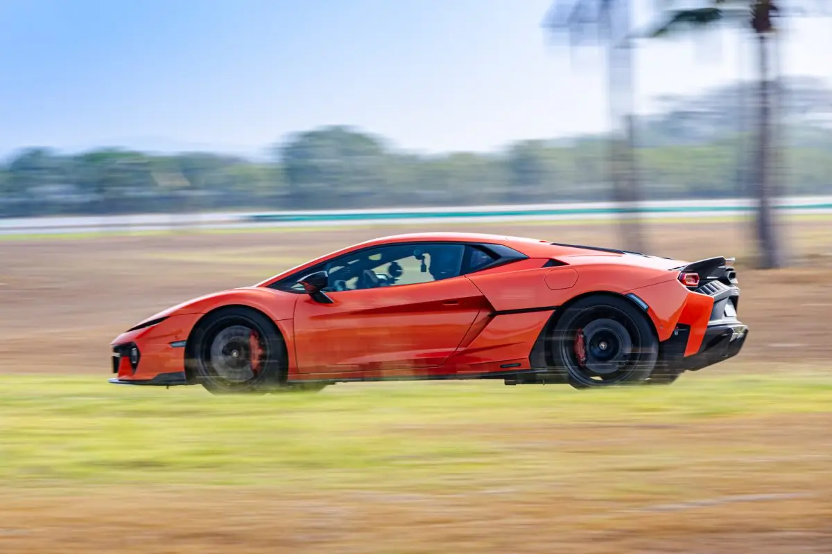 Bridgestone elevates its global partnership with luxury super sports car brand Automobili Lamborghini by hosting the “Temerario Driving Experience” at the Thai Bridgestone Proving Ground in Wang Noi...