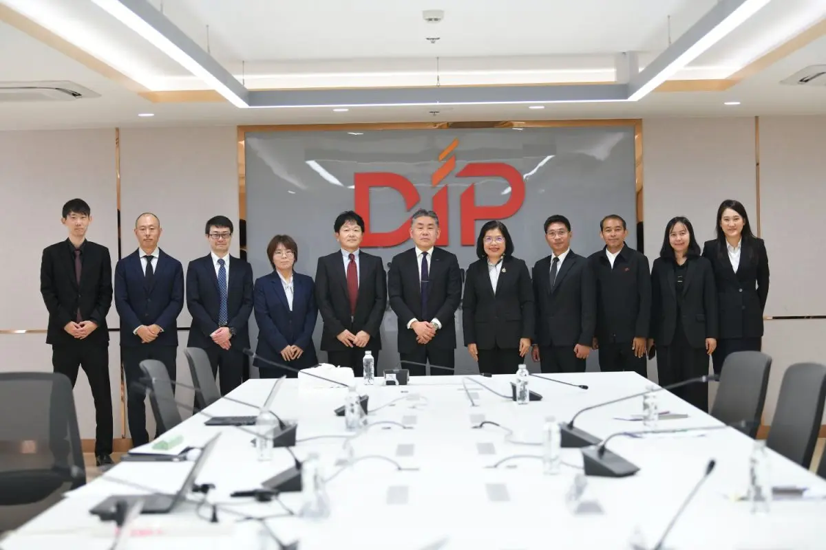 อธิบดีกรมทรัพย์สินทางปัญญาให้การต้อนรับคณะผู้แทนจากสมาคมผู้ผลิตยานยนต์แห่งประเทศญี่ปุ่น (Japan Automobile Manufacturers: JAMA) นำโดย Mr. Takuya Fukuoka ผู้จัดการทั่วไป...