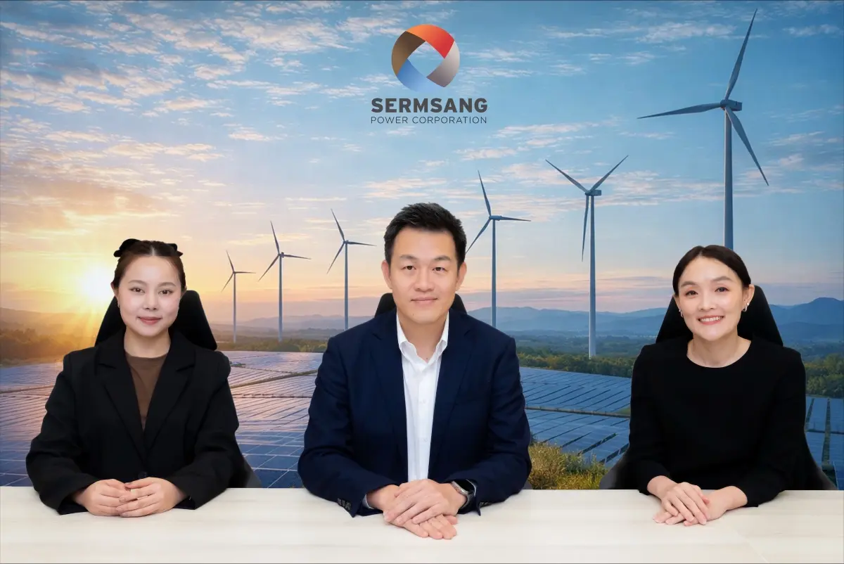 นายชยุตม์ หลีหเจริญกุล (กลาง) ประธานเจ้าหน้าที่บริหารสายงานบัญชีและการเงิน, นางสาวลินดา เอนกรัชดาพร (ที่ 1 จากขวา) ผู้อำนวยการฝ่ายกลยุทธ์และนักลงทุนสัมพันธ์ และนางสาวฐิติรัตน์ พุทธิวงศาสุนทร (ที่...