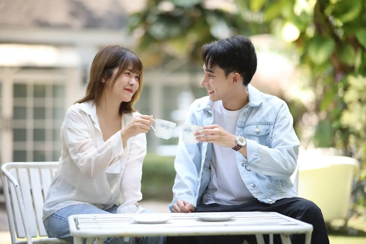 Gen Z ไทยกำลังโบกมือลา “ความประทับใจเกินจริง” ในการออกเดทครั้งแรก อินไซต์ล่าสุดจาก Tinder เผยว่า คนโสด Gen Z มากกว่า 6 ใน 10 คนมองว่า “ความซื่อสัตย์ทางอารมณ์” คือกุญแจสำคัญในการออกเดท ในขณะที่ 60...