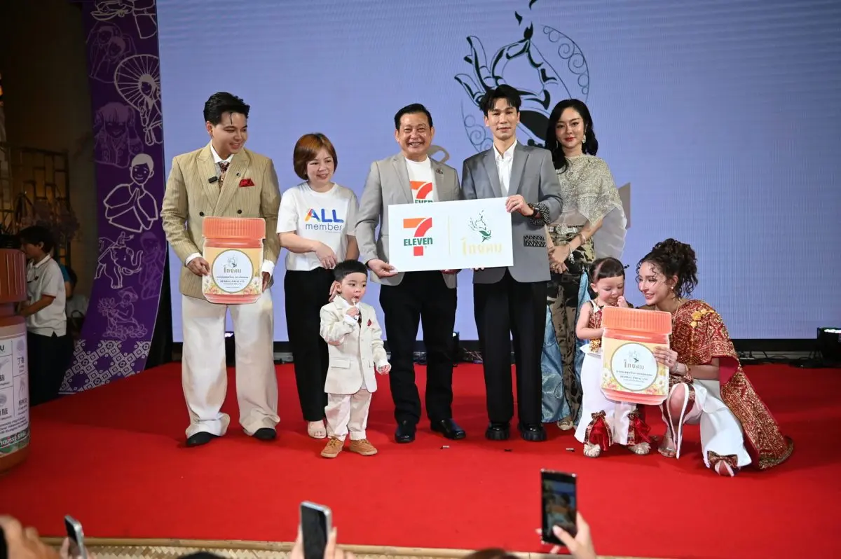 “พีท – แก้มบุ๋ม” ปั้นแบรนด์ “ไทยดม” คว้า “โมเน่ &amp; โซล” เสิร์ฟความสดใส เข้าถึงทุกเจน