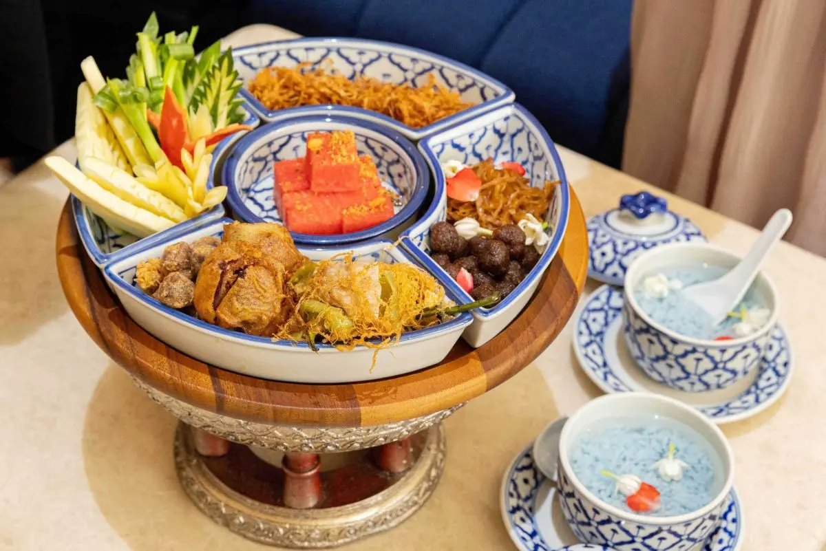 As Songkran approaches and the city settles into the height of summer, Centara Grand at CentralWorld invites guests to embrace the season with one of Thailand’s most cherished culinary traditions...