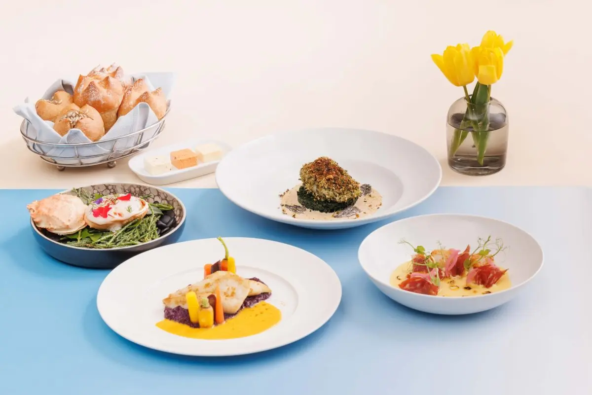 Award-winning restaurant Fireplace Grill and Bar, which has been delighting visitors to InterContinental Bangkok with quality European cuisine since 1966, is serving a special seafood menu...