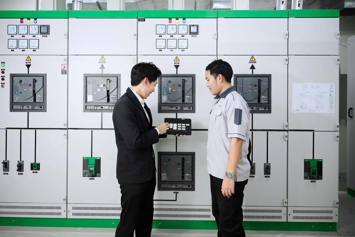 ท่ามกลางความไม่แน่นอนด้านพลังงานในระดับมหภาค การบริหารจัดการอาคารกำลังก้าวสู่ “อีกระดับของความพร้อม” ผ่านการพัฒนาแผนปฏิบัติเพื่อรองรับความต่อเนื่องของอาคาร อย่างเป็นระบบ นายภคิน ...