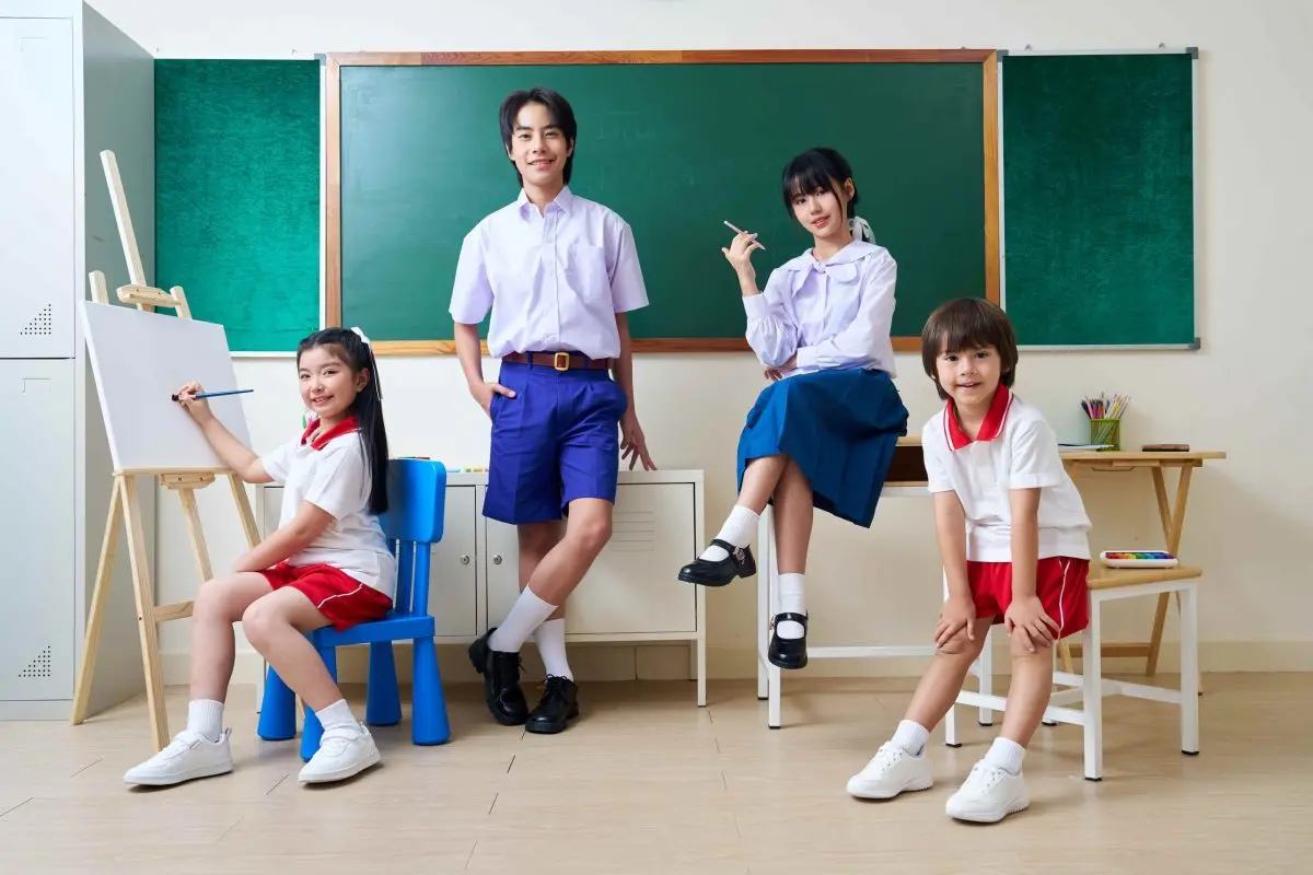 ทัพสินค้าใหม่ ราคาเริ่มต้น 349 บาท พร้อมของแถม Limited สุดคิ้วท์กับคาแรกเตอร์ดังในตำนาน ห้ามพลาด!! ร่วมสนุก Exclusive Campaign เฉพาะที่ FB.MBK Center รับตุ๊กตาห้อยกระเป๋าฮิตติดเทรนด์ ศูนย์การค้า...