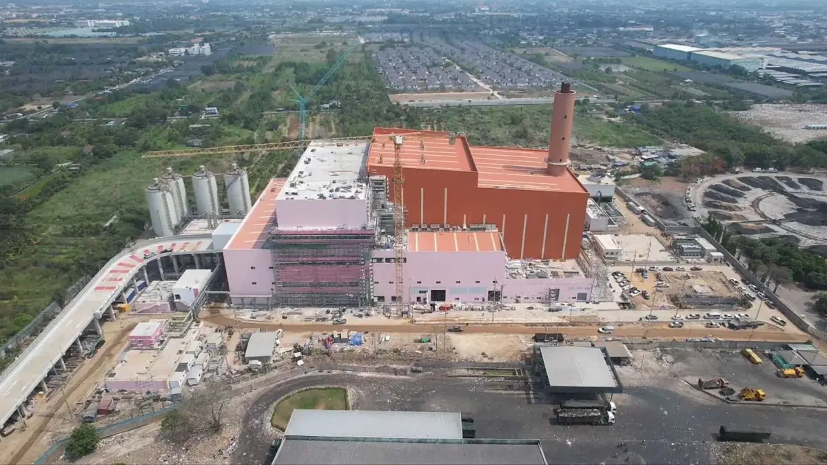 โครงการกำจัดมูลฝอยเพื่อผลิตพลังงานไฟฟ้าหนองแขม ขนาดไม่น้อยกว่า 1,000 ตันต่อวัน เปิดโชว์เทคโนโลยีล้ำสมัย ทั้งบ่อระบบปิดแรงดันลบ ม่านอากาศ 2 ชั้น เครื่องตรวจวัดเสียง 24 ชั่วโมง และ E...