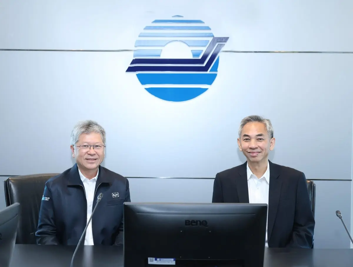 นายรัตติกูล ปิยะวงค์วาณิชย์ รองกรรมการผู้จัดการใหญ่วิศวกรรมโครงการและการปฏิบัติการสู่ความเป็นเลิศ บริษัท ปตท. จำกัด (มหาชน) (ปตท.) (ซ้าย) และ นายศิโรตม์ ดวงรัตน์ รองกรรมการผู้อำนวยการ...