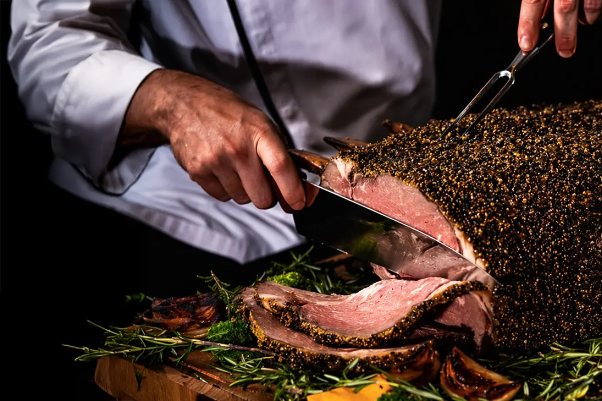 From Tuna Night and Gaucho Night to Crab Night, Ventisi presents rotating dinner experiences alongside seafood, live stations, and international favourites. Ventisi Restaurant at Centara Grand...