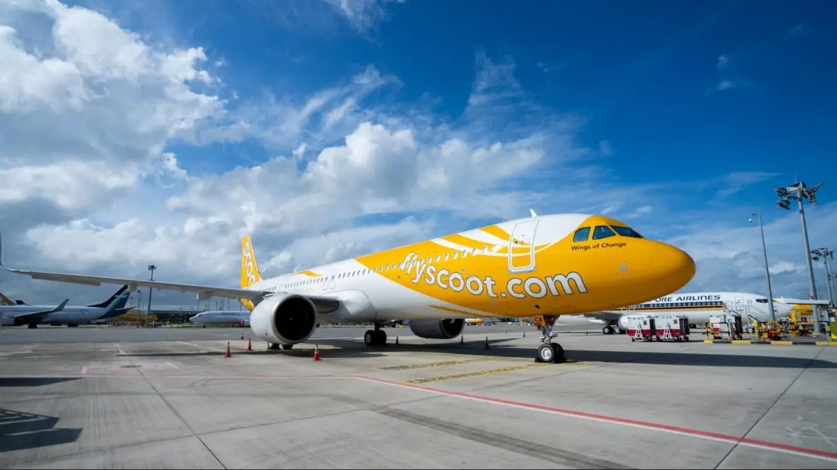 Scoot สายการบินราคาประหยัดในเครือสิงคโปร์ แอร์ไลน์ส (SIA) ประกาศยืนยันคำสั่งซื้อเครื่องบินตระกูล Airbus A320neo จำนวนห้าลำ พร้อมใช้สิทธิ์สั่งซื้อเพิ่มเติมอีกหกลำ จากคำสั่งซื้อเดิมที่ทำไว้กับ...