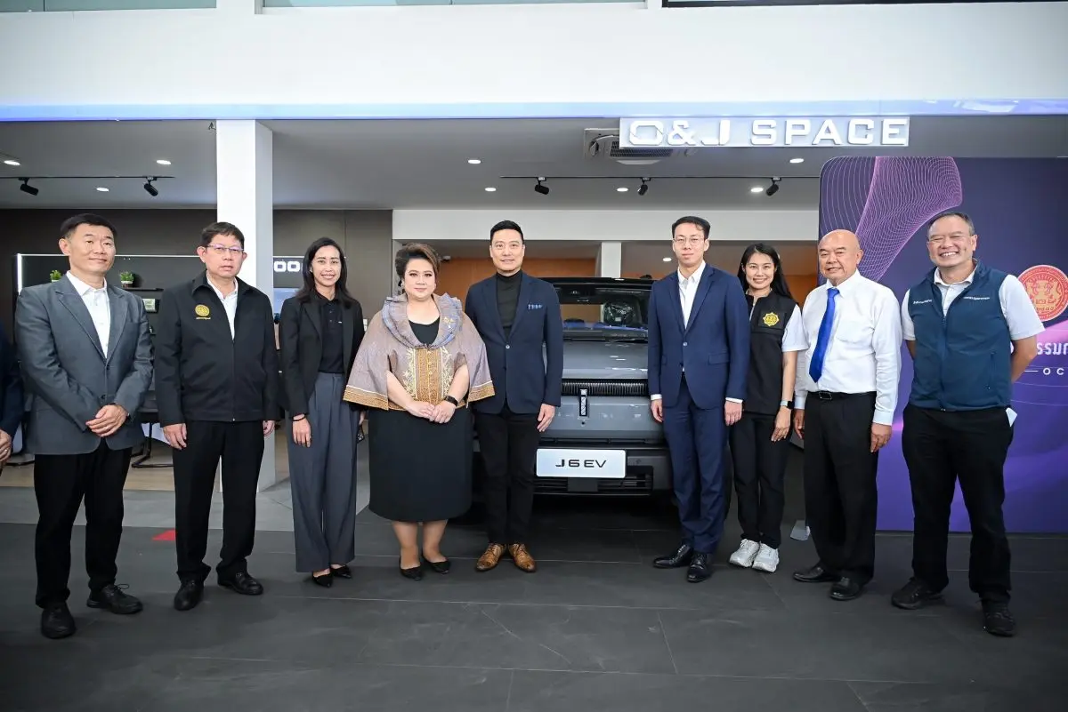 “ศุภมาส” ลุยตรวจโชว์รูมรถ EV บังคับติดฉลาก ระบุ “มาตรฐานทอดสอบระยะทางวิ่ง” ให้ชัด ฝ่าฝืนคุก 6 เดือน ปรับ 1 แสน