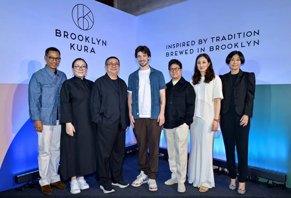 Mr. Sakol Suriyachoti, Founder & Sake Curator, Curious Kanpai (3rd from left) together with Ms. Kulsiri Chaiyanoppakul, Co-Founder & Chief Operations Officer, Curious Kanpai (far right)...