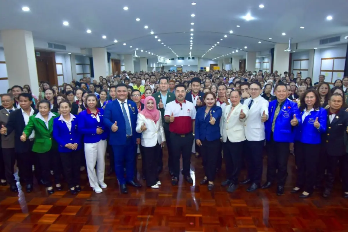 บริษัท ซูเลียน (ประเทศไทย) จำกัด เดินหน้าสร้างแรงบันดาลใจในการทำธุรกิจ อย่างต่อเนื่อง ล่าสุดปักหมุดจังหวัดลำปาง จัดกิจกรรม “พลิกวิสัยทัศน์ธุรกิจ สู่ชีวิตที่คุณเลือก” ณ โรง...