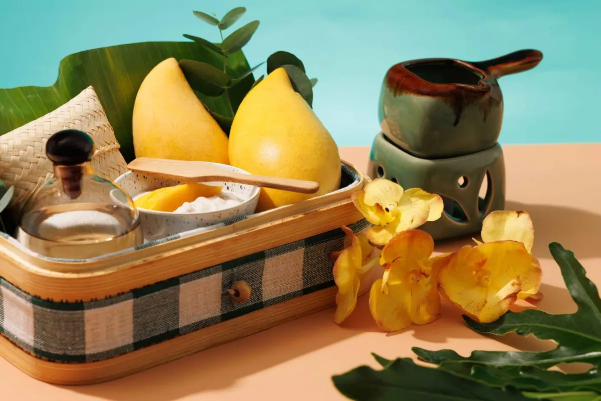Mango is one of Thailand’s most iconic fruits. It is prized for its rich aroma and natural rejuvenating qualities. At SPA InterContinental this summer, the fruit becomes the inspiration behind...
