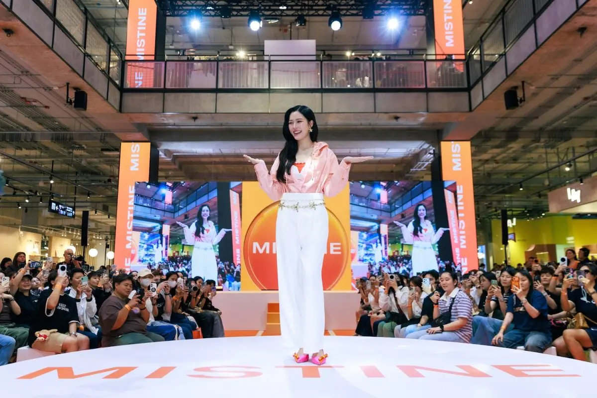 มิสทินสร้างปรากฏการณ์ความฟินให้แฟนคลับและสายบิวตี้อย่างอบอุ่นและคึกคัก กับงาน MISTINE PRO ACTIVE PERFECTION Meet & Greet งานสุดเอ็กซ์คลูซีฟที่จัดขึ้นเพื่อเฉลิมฉลองการเปิดตัว “หลิงหลิง...