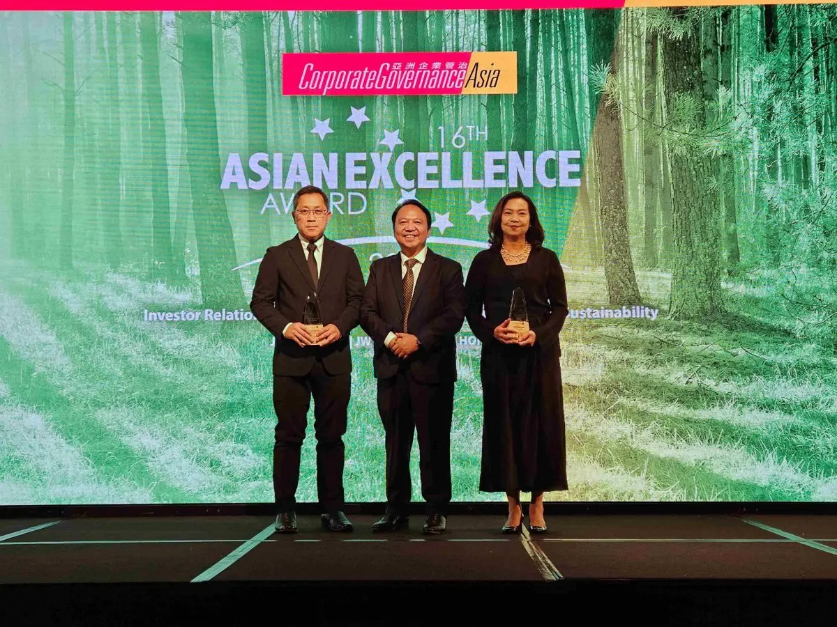 OR คว้า 6 รางวัลยอดเยี่ยมแห่งเอเชีย จาก 16th Asian Excellence Award ตอกย้ำความเป็นเลิศในระดับสากล หม่อมหลวงปีกทอง ทองใหญ่ ประธานเจ้าหน้าที่บริหาร พร้อมด้วย นางสาววิไลวรรณ...