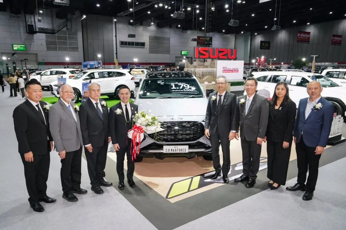 “อีซูซุ” สะท้อนภาพลักษณ์ “Isuzu Trusted Buddy” อีซูซุเคียงข้างคุณ…เคียงคู่ไทย นำยนตรกรรมแห่งความคุ้มค่า 10 คันครบทุกไลน์อัพ ทั้งรถมาตรฐานที่ตอบโจทย์ทุกไลฟ์สไตล์ และรถตกแต่งพิ...