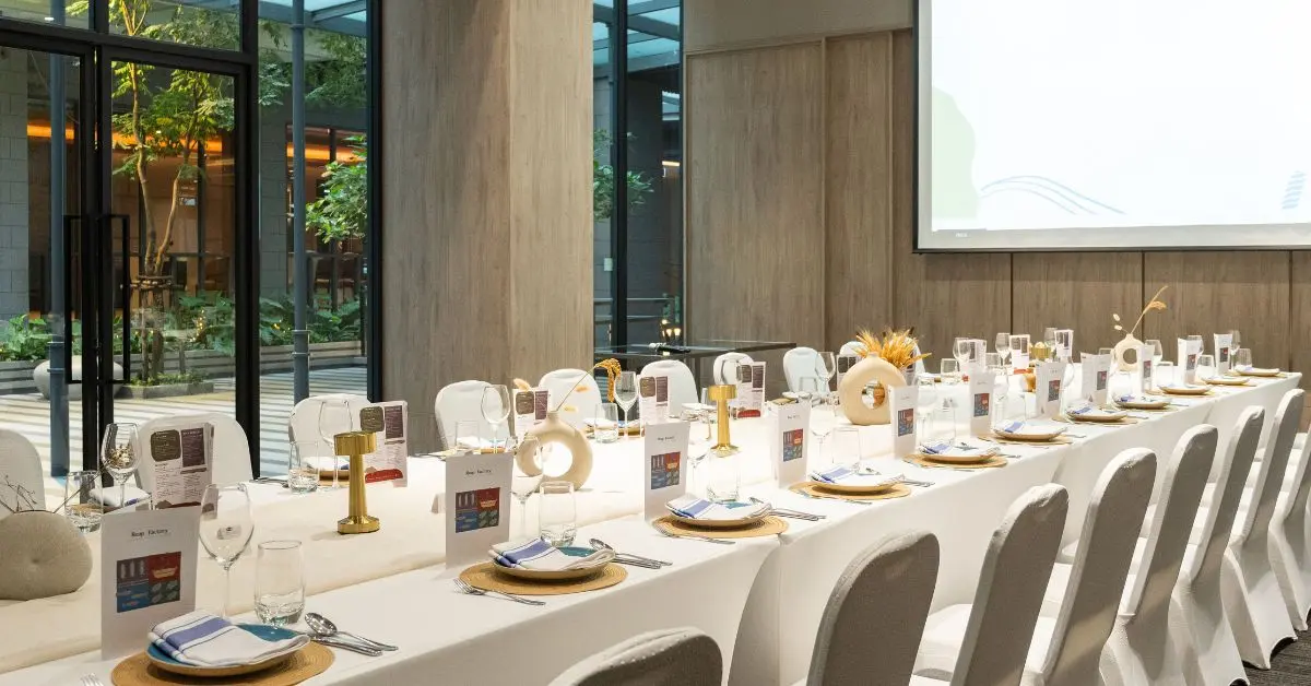 Courtyard by Marriott Bangkok Sukhumvit 20, located on Sukhumvit 20 in Bangkok, Thailand, introduces flexible meeting and event spaces. Designed for business meetings, workshops, private dining...
