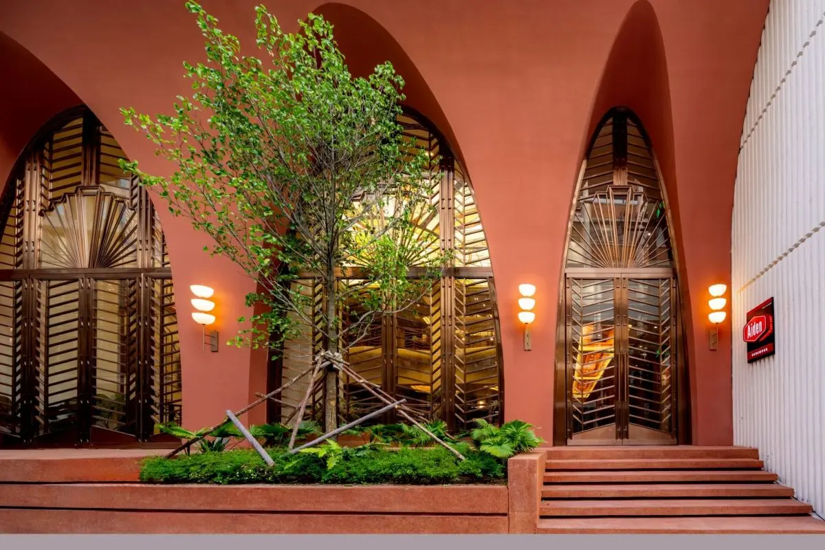 โครงการ Adaptive Reuse สะท้อนกระแสการเพิ่มมูลค่าให้สินทรัพย์เดิม ควบคู่กับการเติบโตของธุรกิจโรงแรมไลฟ์สไตล์ ซึ่งกำลังได้รับความนิยมในตลาดการลงทุนโรงแรมของกรุงเทพฯ เจแอลแอล ประเทศ...