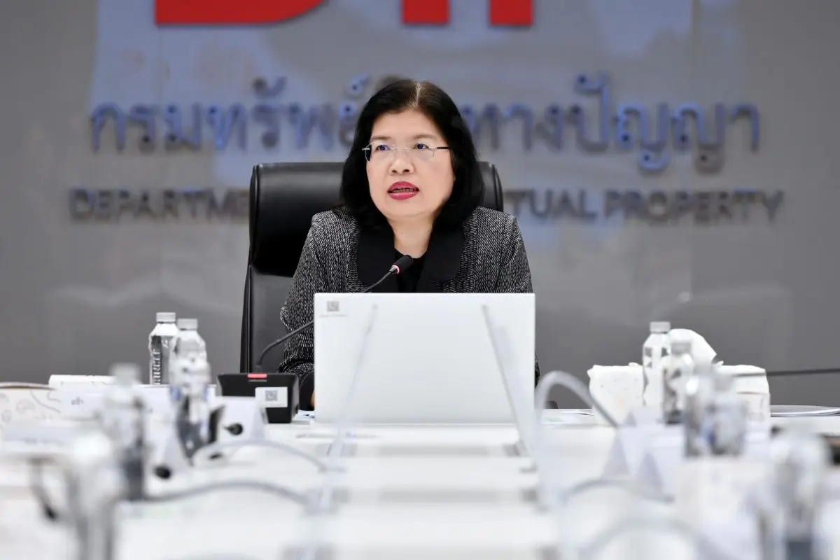 กรมทรัพย์สินทางปัญญาเดินหน้าหารือร่วมกับภาคเอกชนเจ้าของสิทธิในทรัพย์สินทางปัญญา และผู้ประกอบการแพลตฟอร์มออนไลน์ เพื่อยกระดับการคุ้มครองและป้องปรามการละเมิดทรัพย์สินทางปัญญาบนอินเทอร์...