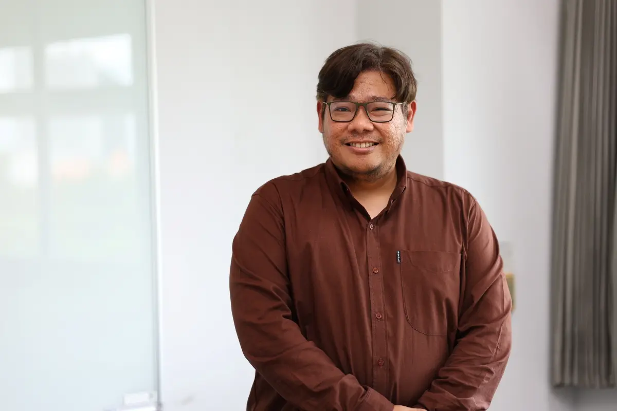 นักวิชาการธรรมศาสตร์ เตือน ไทยยัง “เปิดประตูกว้าง” ไร้เงื่อนไขคัดกรอง แนะ “บอร์ดดาต้าเซ็นเตอร์” เร่งวางกรอบนโยบาย – หนุนออก “พ.ร.บ.ดาต้าเซ็นเตอร์” ปิดช่องกฎหมายกระจัดกระจาย พร้อมชงทำ...