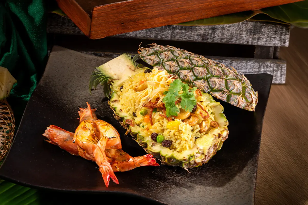 Plate Restaurant at Carlton Hotel Bangkok Sukhumvit presents its latest Plate of the Month, Pineapple Fried Rice, a beloved Thai favourite that brings together fragrant organic jasmine rice,...