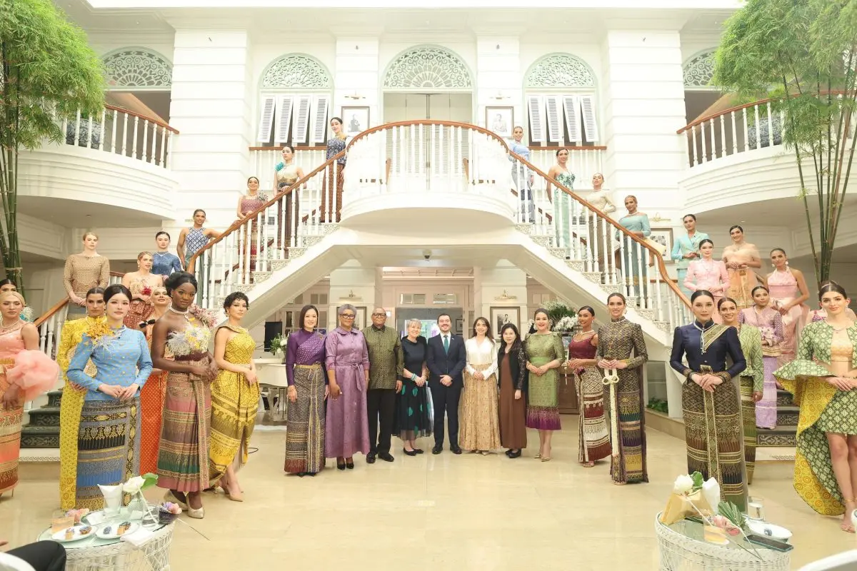Delegates from 27 Countries Gather for “The High Tea Heritage: Culture & Couture,” Celebrating 20 Years of Equality, Fashion, and Culture Ahead of Their Journey to Hua Hin Miss...