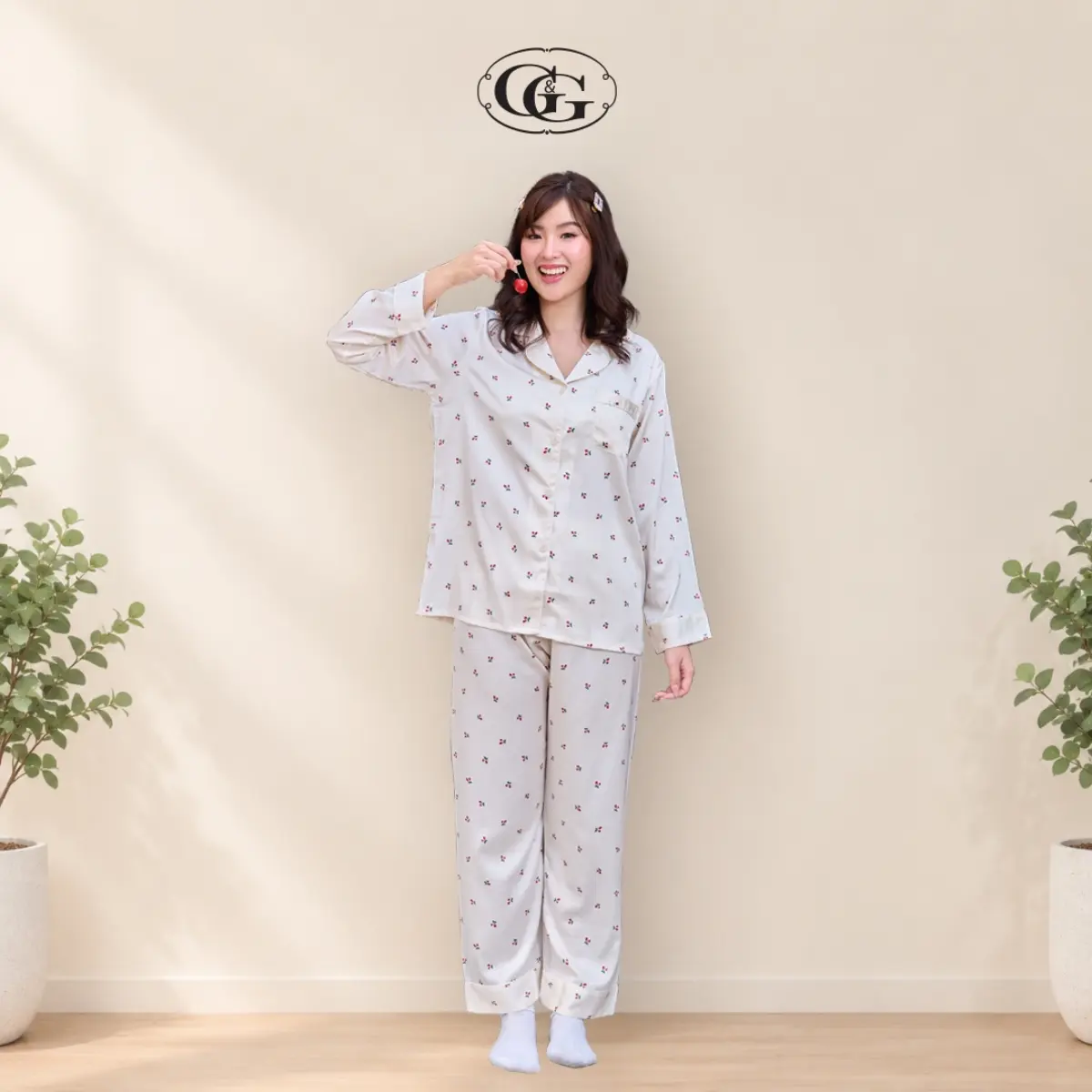 G&G แบรนด์ชุดนอนและสปอร์ตบราคุณภาพ ในเครือโอซีซี กรุ๊ป แนะนำ ชุดนอนลายใหม่ ‘Cherry Sweet Collection’ ดีไซน์น่ารักลายเชอร์รี่แสนสดใส ผลิตจากผ้าซาตินเนื้อนุ่มลื่น สบายผิว ระบายอากาศ...