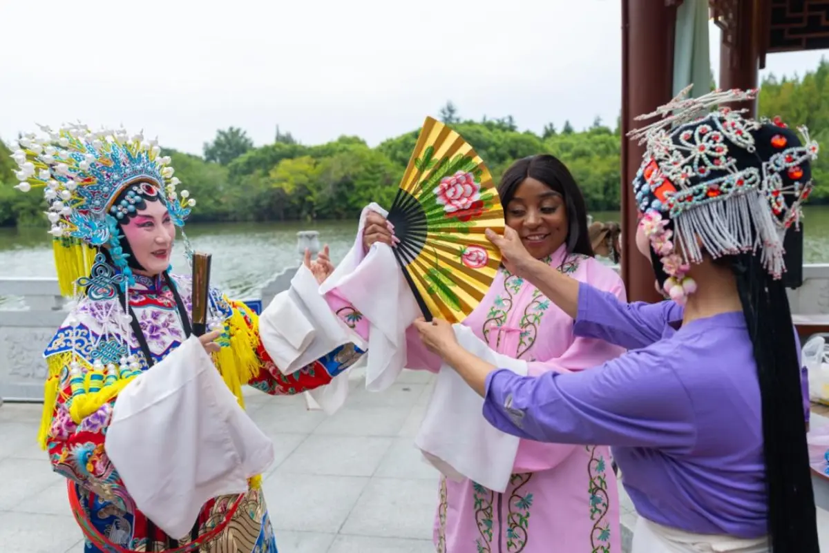 Information Office of the Jiangsu Provincial People’s Government From September 14 to 19, the International Media Tour in Jiangsu for the 2026 China-Africa Year of People-to-People...
